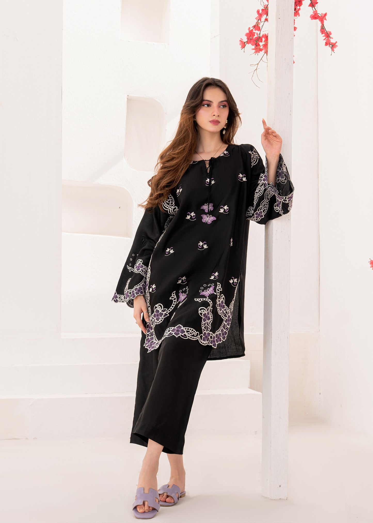 Luner Black