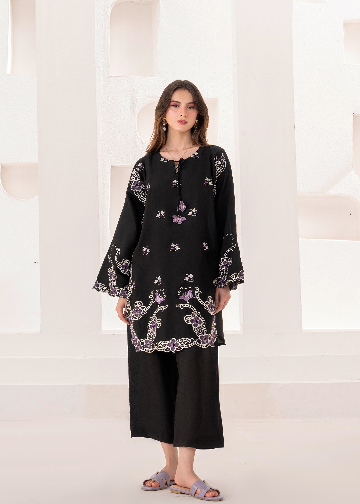 Luner Black