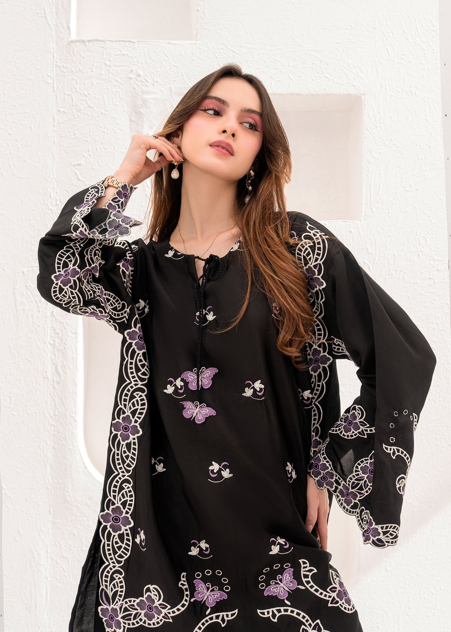 Luner Black