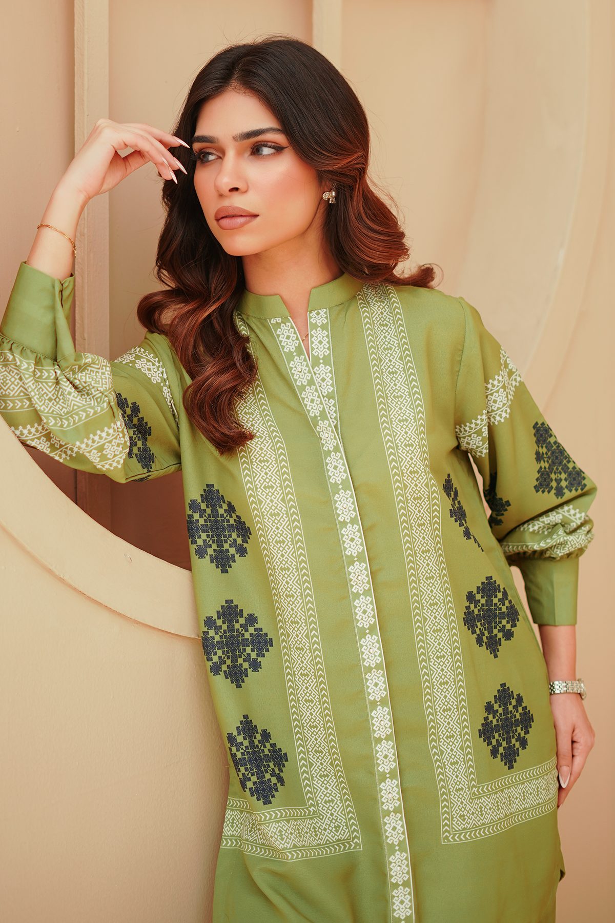 Olive Tribal