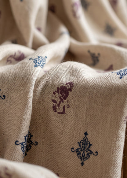 Mehrab Shawl