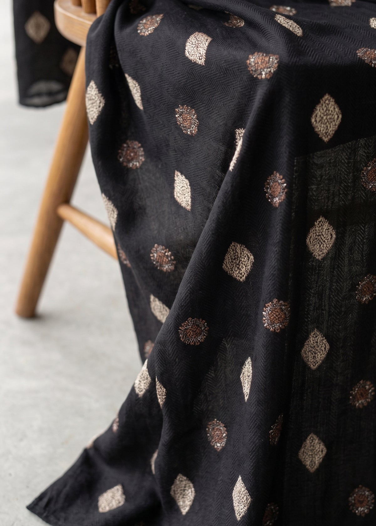 Naqsh Shawl